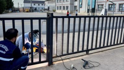 Körfez Belediyesi Etüt ve Proje Müdürlüğü, ilçe genelinde eğitim kurumları