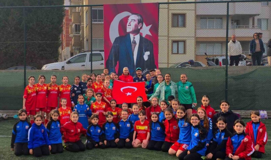 Türkiye Futbol Federasyonu Milli Takımlar Kaleci Departmanı Koordinatörü Alper Boğuşlu,