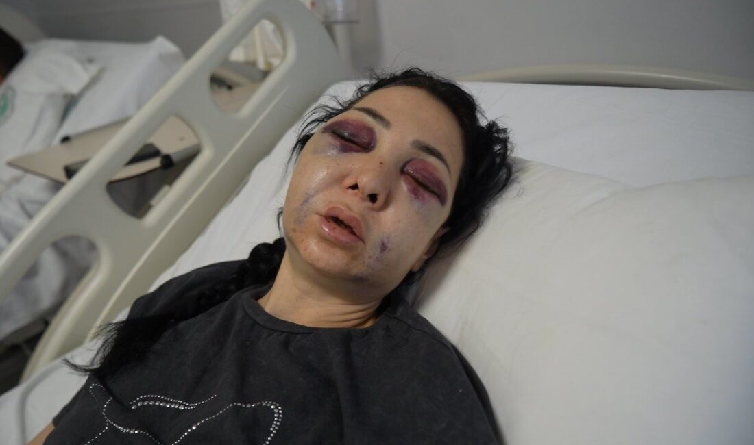 Kocaeli’nin İzmit ilçesinde bayram günü gittikleri kafede küfür eden grubu