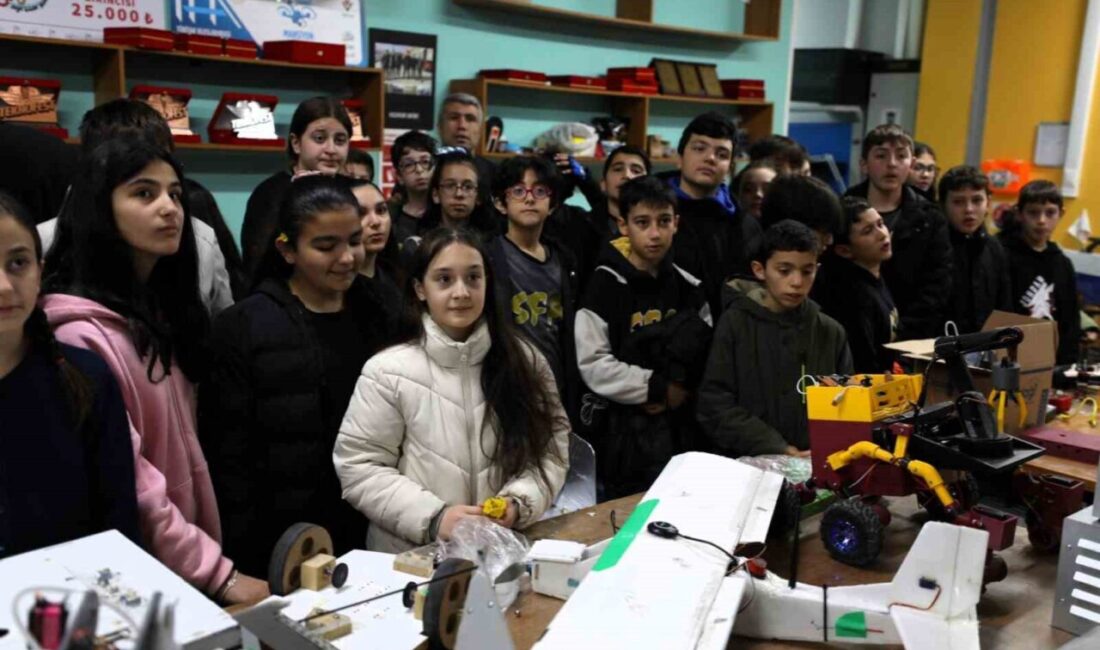 Sakarya Uygulamalı Bilimler Üniversitesi (SUBÜ), ortaokul öğrencilerinin üniversite ortamını tanıması