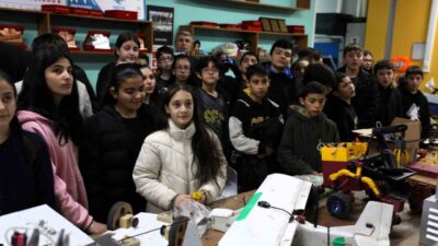 Sakarya Uygulamalı Bilimler Üniversitesi (SUBÜ), ortaokul öğrencilerinin üniversite ortamını tanıması