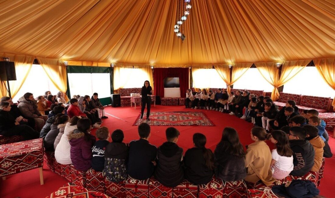 Kartepe’de Ramazan ayı etkinlikleri kapsamında minik kitapseverler için söyleşi ve