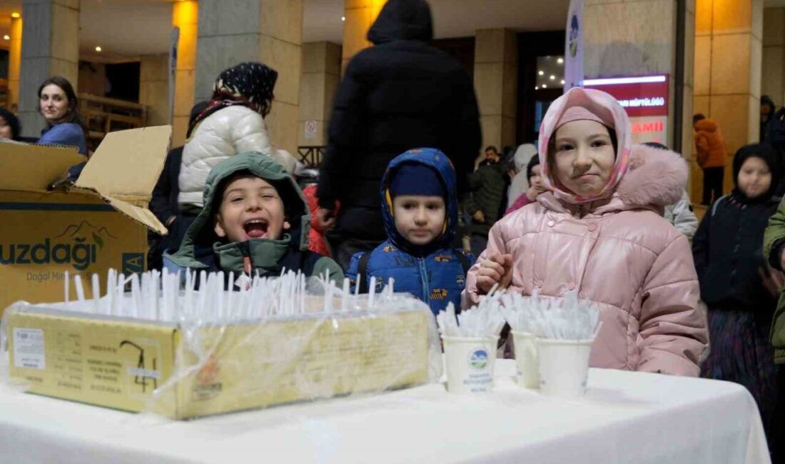 Sakarya Büyükşehir Belediyesi tarafından Ramazan ayı dolayısıyla başlatılan “Çocuklarla Ramazan”