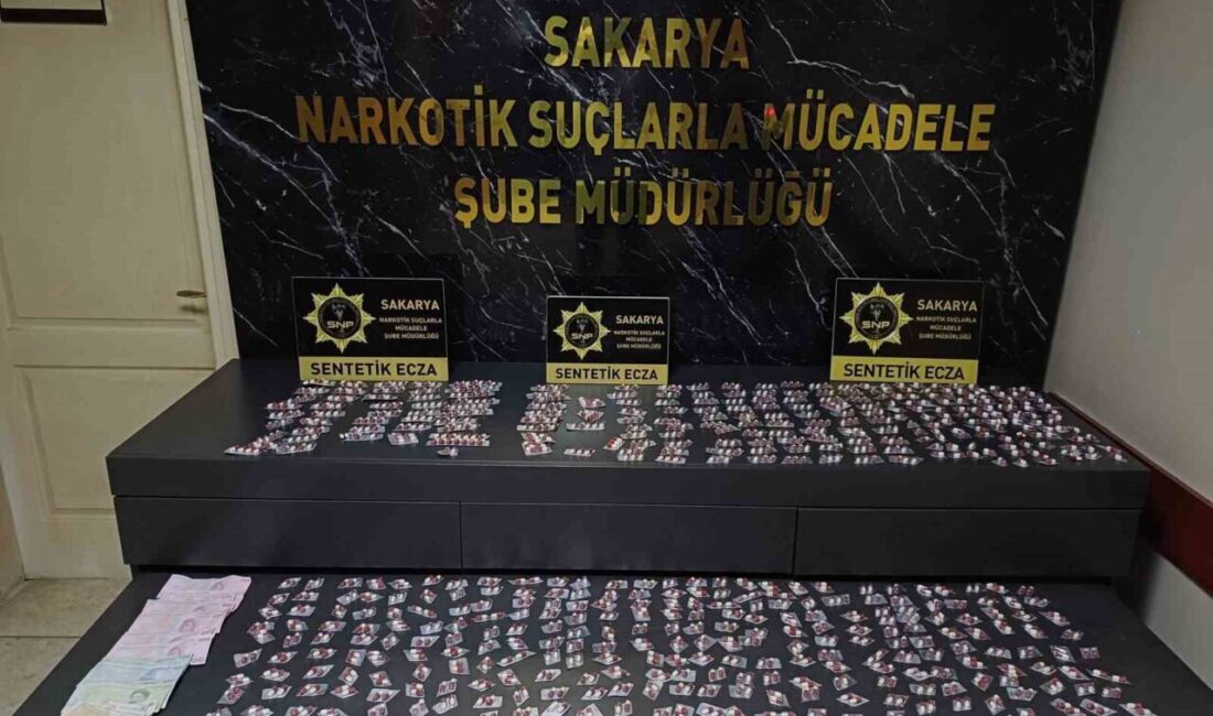 Sakarya’da polis ekiplerince uyuşturucu madde ticareti yapan şahıslara yönelik düzenlenen