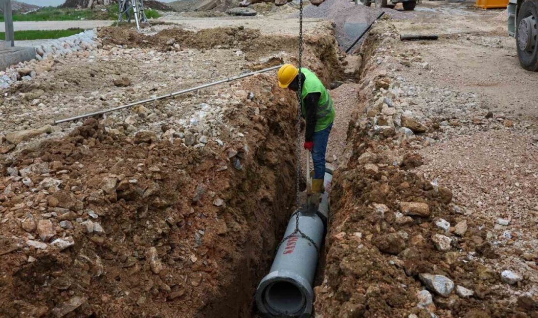 Sakarya Su ve Kanalizasyonlar İdaresi, Arifiye Hanlı Mahallesi’nde altyapıyı daha