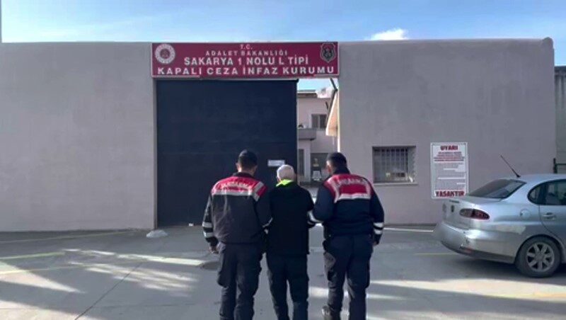 Sakarya’da jandarma ekiplerince Ramazan Bayramı süresince yürüttüğü operasyonlarda çeşitli suçlardan