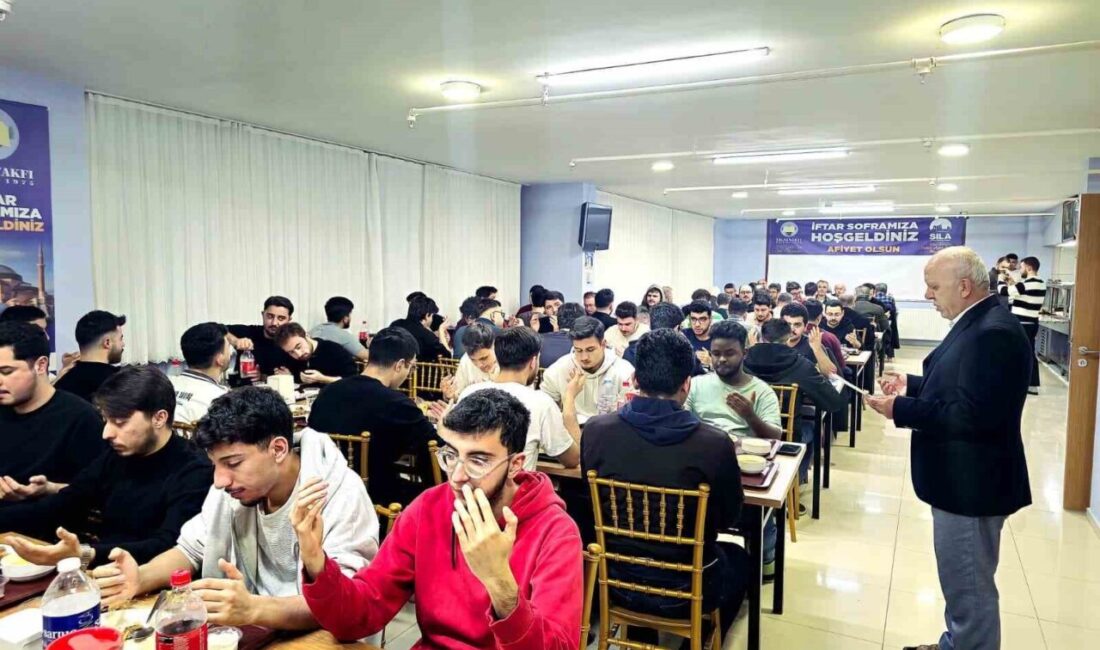 Kastamonu’da bulunan İhlas Vakfı Sıla Erkek Öğrenci Yurdu’nda her akşam