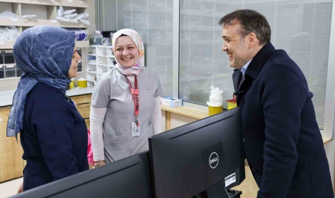 Bilecik Valisi Faik Oktay Sözer, Ramazan Bayramı’nın son günü hastane