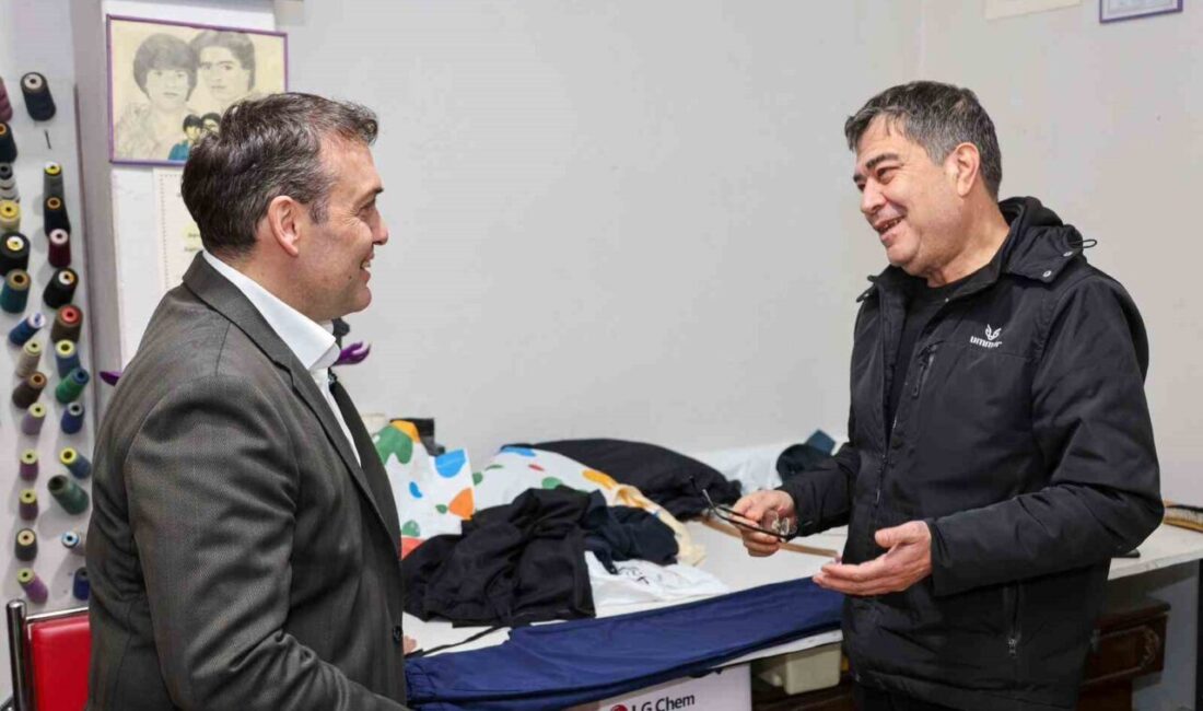 Bilecik Valisi Faik Oktay Sözer, çarşı esnafını ziyaret etti. Bilecik