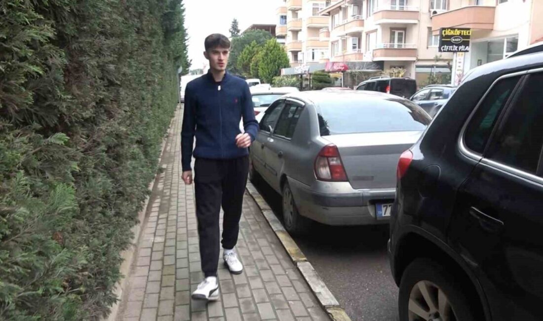 Yalova’nın Çiftlikköy ilçesinde 18 yaşındaki genç, kimliği belirsiz kişiler tarafından