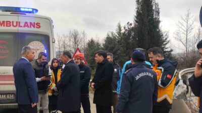 Yalova’da servis midibüsünün devrilmesi sonucu meydana gelen kazada 1 kişi
