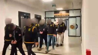 Yalova’da telefonda kendilerini polis ve savcı olarak tanıtarak bir vatandaşı