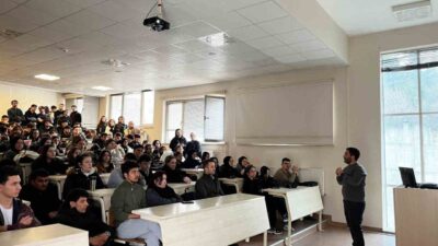 Düzce Üniversitesi Kariyer Geliştirme ve Mezun İzleme Uygulama Araştırma Merkezi