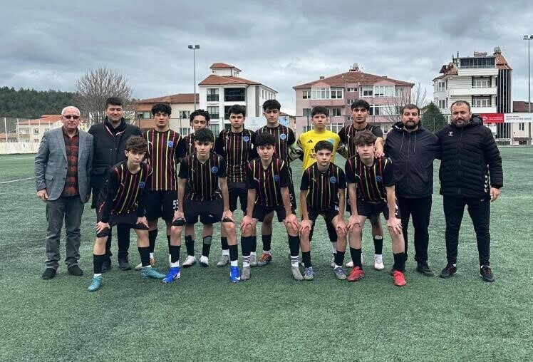Bilecik U15 Gençler Ligi’nde 6’ncı hafta geride kalırken, 1299 Bilecikspor