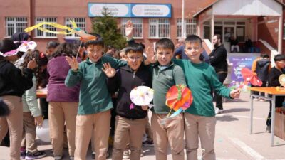 Düzce Belediyesi, 23 Nisan Ulusal Egemenlik ve Çocuk Bayramı coşkusunu