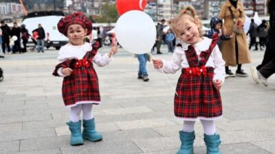 Kocaeli’nin ilçelerinde 23 Nisan Ulusal Egemenlik ve Çocuk Bayramı coşkuyla