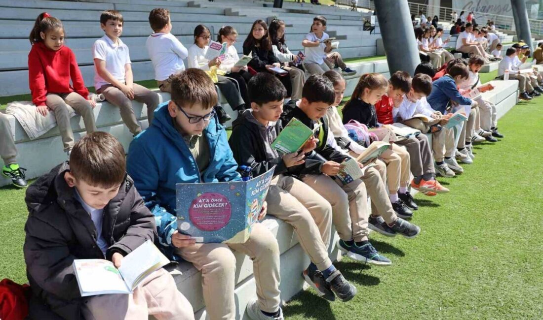 Sakarya Büyükşehir Belediyesi tarafından Ayçiçek Bisiklet Vadisi’nde düzenlenen programda ilkokul