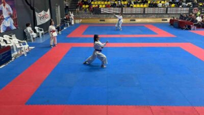 Genç-U21 yaş Premier liginin 1. etabında Azra Coşkun, Ümit Bayan