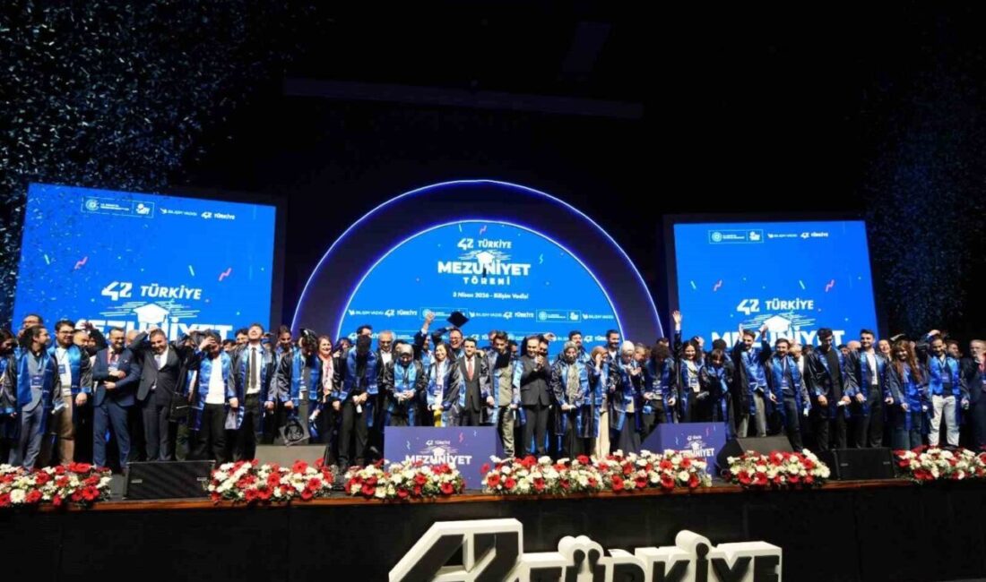 Sanayi ve Teknoloji Bakanı Mehmet Fatih Kacır, Kocaeli’deki Bilişim Vadisi’nde