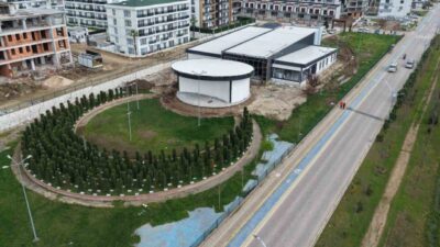 Başiskele’de çocukları bilim ve teknolojiyle buluşturmak amacıyla projelendirilen 15 Temmuz