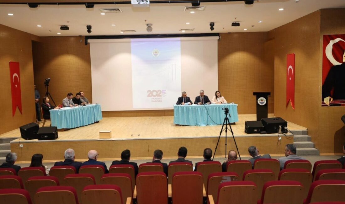 Nisan ayı meclis toplantısında konuşan Dilovası Belediye Başkanı Ramazan Ömeroğlu,