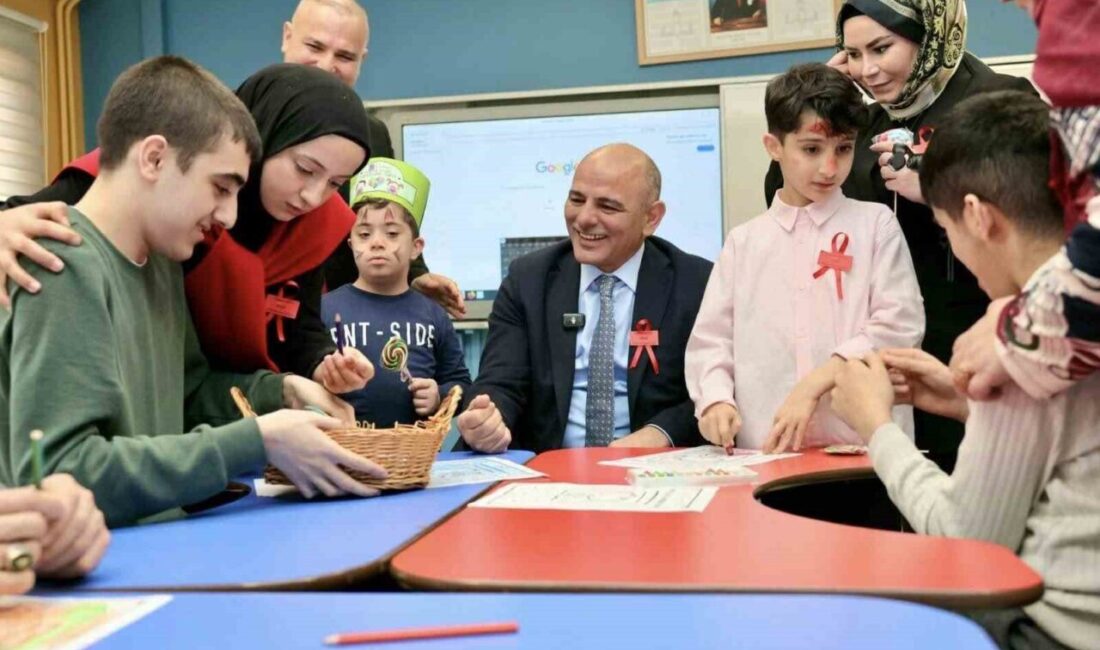 Hereke Özel Eğitim Uygulama Okulu’nu ziyaret eden Körfez Belediye Şener