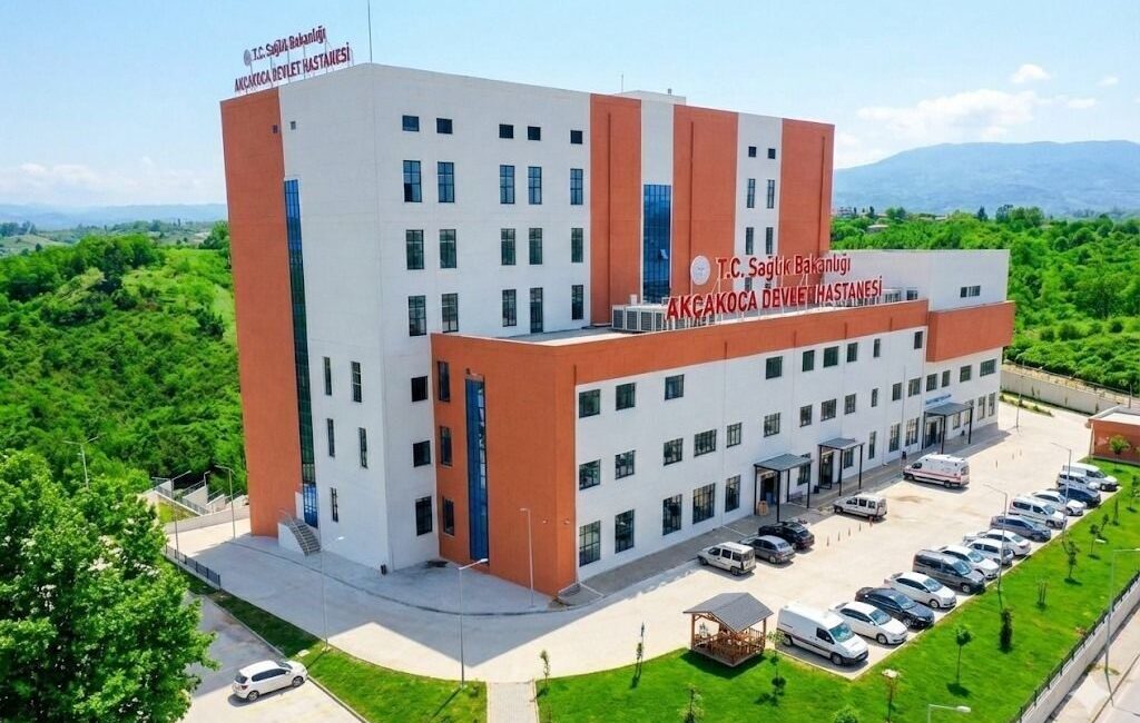 AK Parti Düzce İl Başkanı Hasan Şengüloğlu, Akçakoca’da yapımı tamamlanan