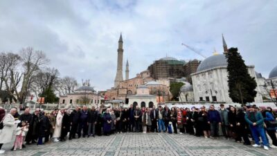 Bayırköy Belediyesi tarafından düzenlenen İstanbul Tarihi Yarımada gezisi sona erdi.
