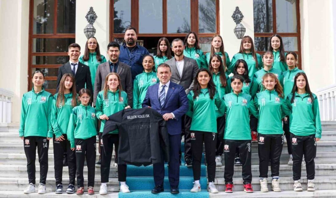 Bilecik Kolej Spor Kulübü, Bilecik Valisi Faik Oktay Sözer ile