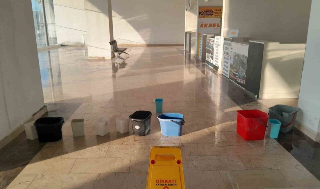 Bilecik’te 2022 yılında alçı tavanı çöken Şehirlerarası Otobüs Terminali’ni her