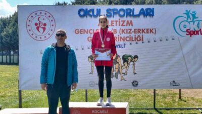 Kocaeli’de düzenlenen Okul Sporları Atletizm Gençler A-B Grup Müsabakaları’nda Bilecik’i