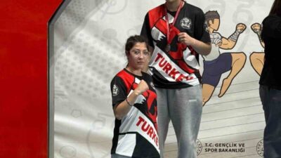 Bilecik Gençlik ve Spor İl Müdürlüğü Kickboks sporcusu Nisanur Efe,
