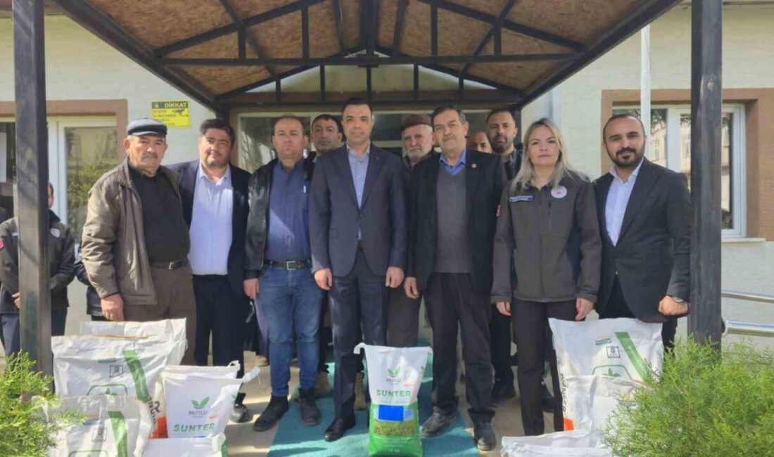 Bilecik’in Söğüt ilçesinde çiftçilere tohum desteği sağlandı. Söğüt Köylere Hizmet