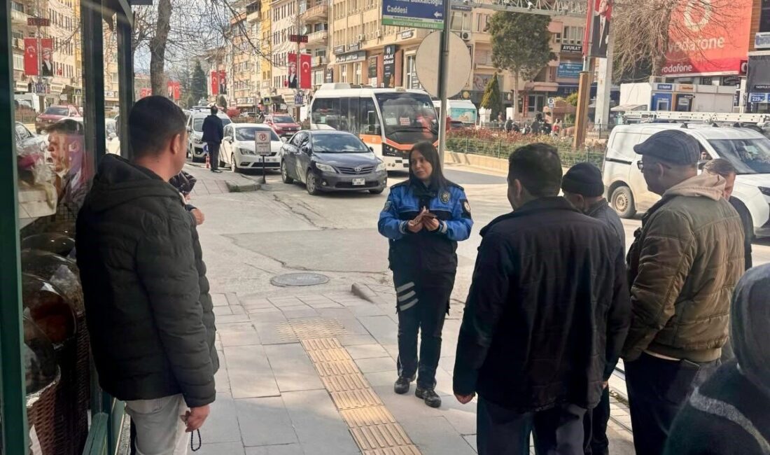 Bilecik’in Bozüyük ilçesinde Toplum Destekli Polislik ekiplerince dolandırıcılık ve güvenlik