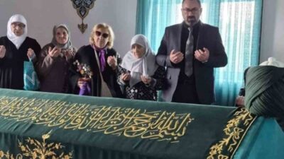 Bilecik’te huzurevi sakinleri, Söğüt ilçesindeki türbeleri ziyaret etti. Bilecik Aile