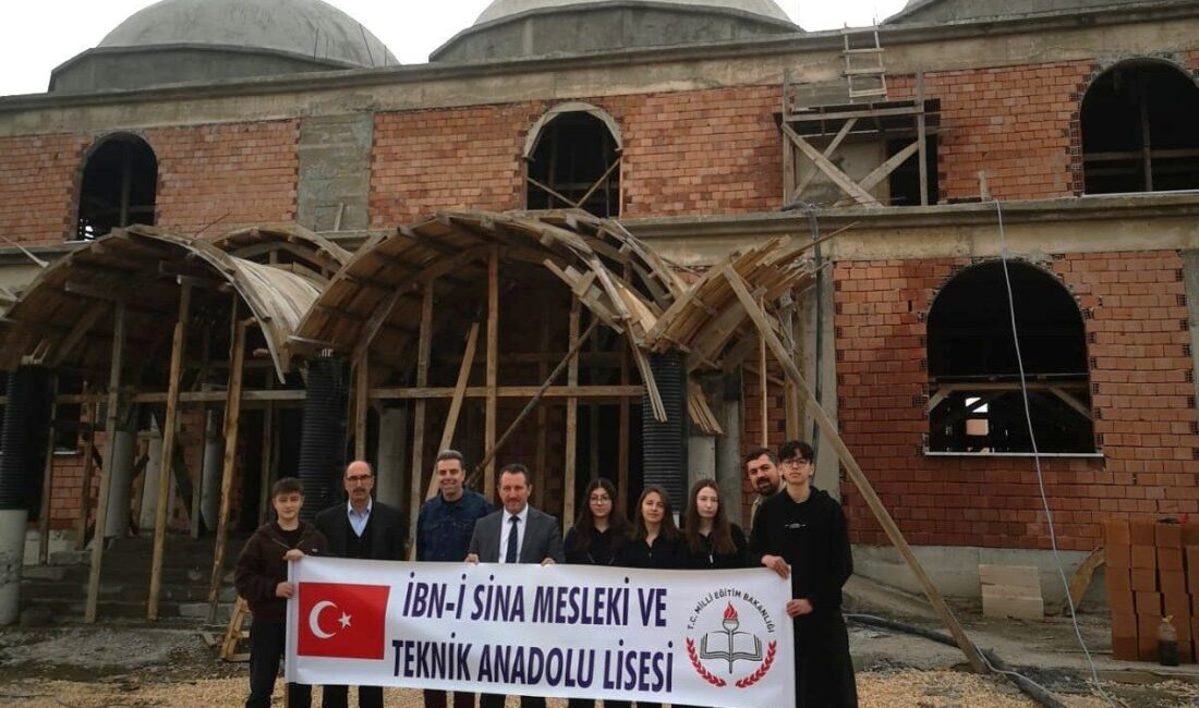 Bilecik’te İbni Sina Mesleki ve Teknik Anadolu Lisesi (MTAL) öğrencileri