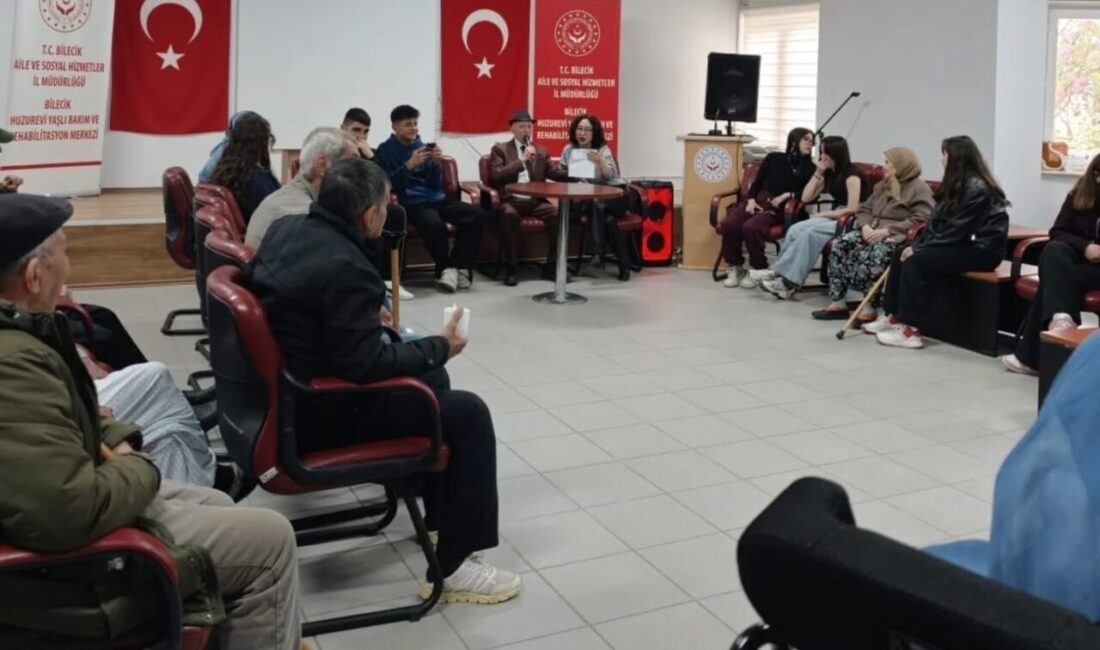 Bilecik’te Söğüt Anadolu Lisesi öğrencileri ve öğretmenleri huzurevinde bir araya