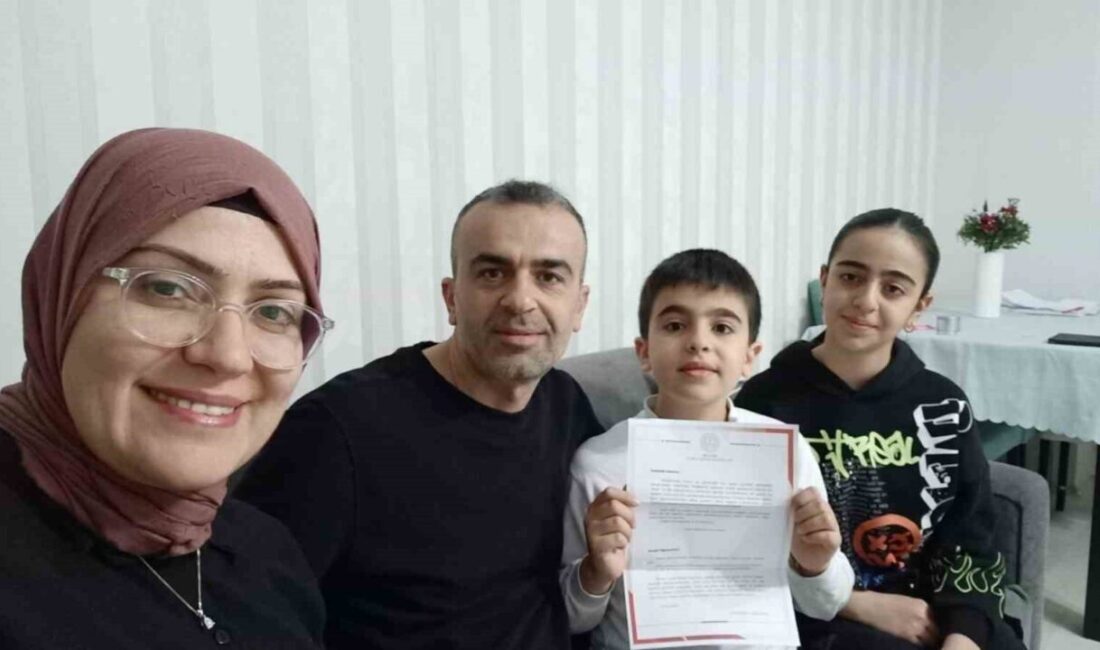 Bilecik’te Türk Polis Teşkilatı’nın 181. kuruluş yıl dönümünde öğrencilerden polis