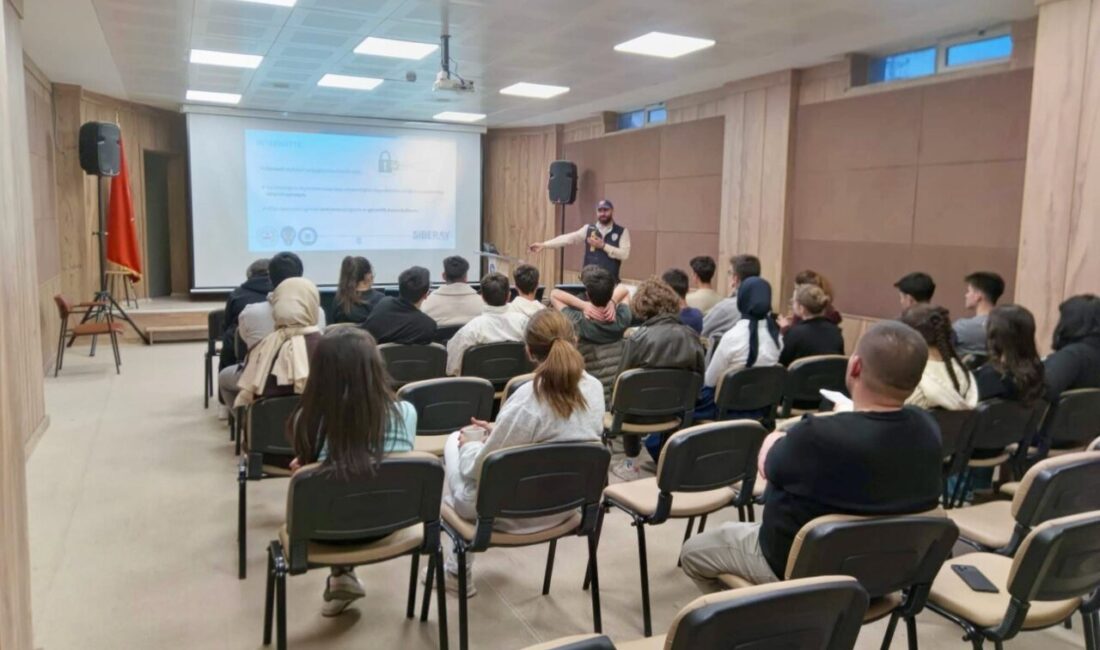 Bilecik’te öğrencilere siber farkındalık eğitimi verildi. Bilecik İl Emniyet Müdürlüğü