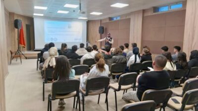 Bilecik’te öğrencilere siber farkındalık eğitimi verildi. Bilecik İl Emniyet Müdürlüğü