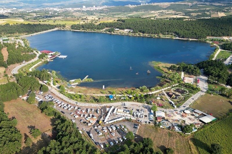 Bilecik kent merkezine 7 kilometre uzaklıktaki Pelitözü Gölpark’a giriş ücretlerine