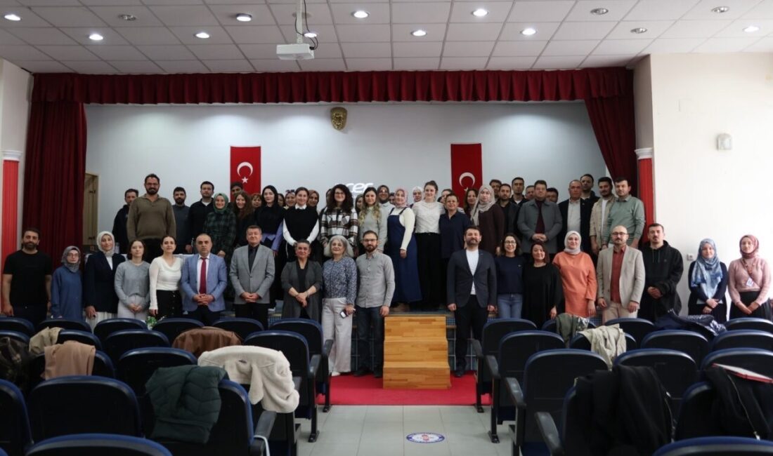 Bilecik’te ‘Psikolojik Danışmanların Kişisel İyi Oluşu’ semineri düzenlendi. Bilecik Rehberlik