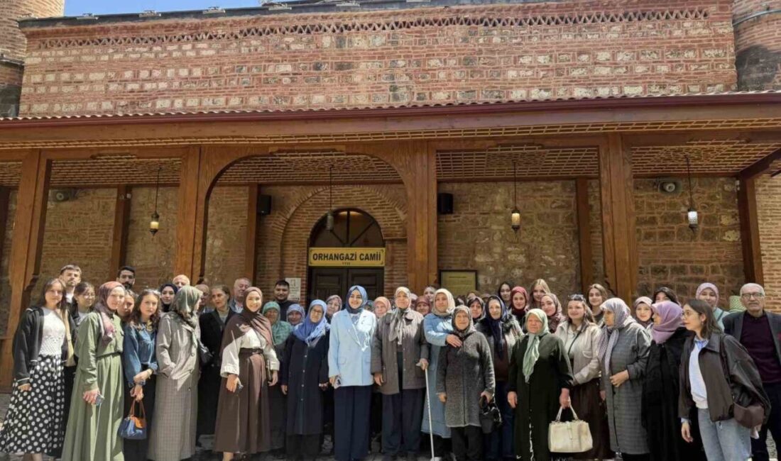 Bilecik’te Şeyh Edebali Türbesi’ni hiç ziyaret etmemiş yaşlılara Gölpazarı Meslek