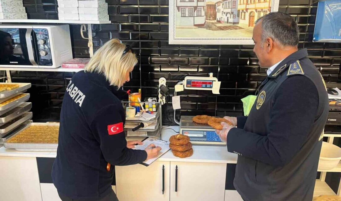 Bilecik‘in Osmaneli ilçesinde simit ve poğaça gramaj denetimi gerçekleştirildi. Belediye