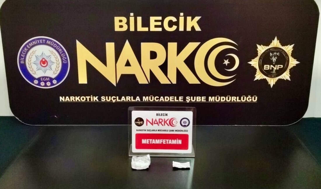 Bilecik’te gerçekleştirilen uyuşturucu operasyonunda bir miktar metamfetamin ele geçirilirken, 1