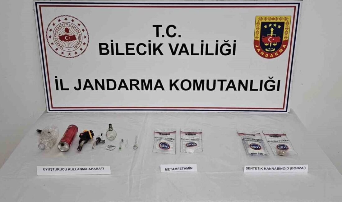 Bilecik’te gerçekleştirilen uyuşturucu operasyonunda 3 şüpheli hakkında soruşturma başlatıldı. Edinilen