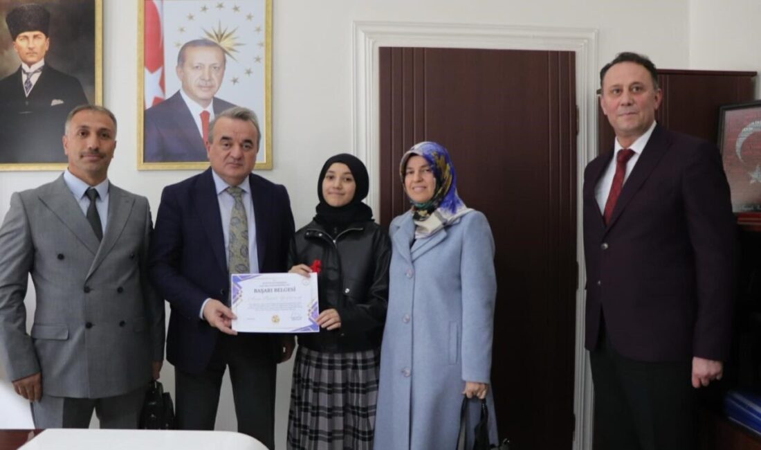 Bilecik’in Bozüyük ilçesinde Kur’an-ı Kerim’i Güzel Okuma Yarışması’nda bölge birincisi