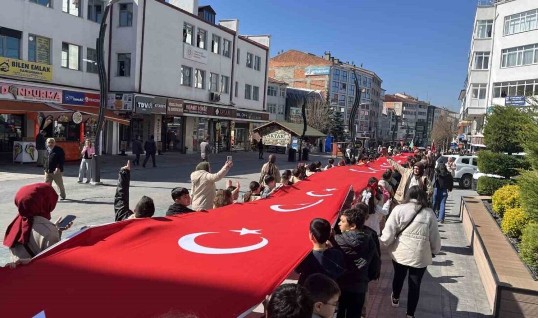 Bolu’da, okullarda yaşanan saldırılara dikkat çekmek ve 23 Nisan Ulusal