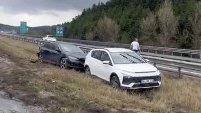 Bolu’nun Gerede ilçesinde, TEM Otoyolu’nda yağmur nedeniyle kayganlaşan yolda 10