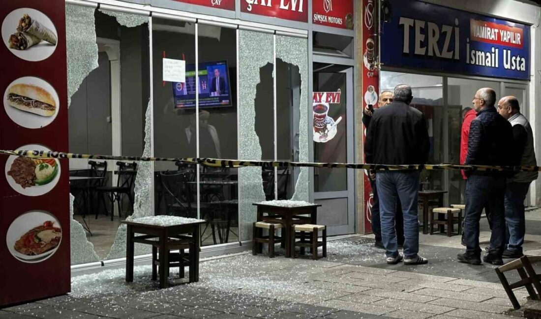 Sakarya’nın Erenler ilçesinde bir şahsın iş yerine ve otomobile silahla